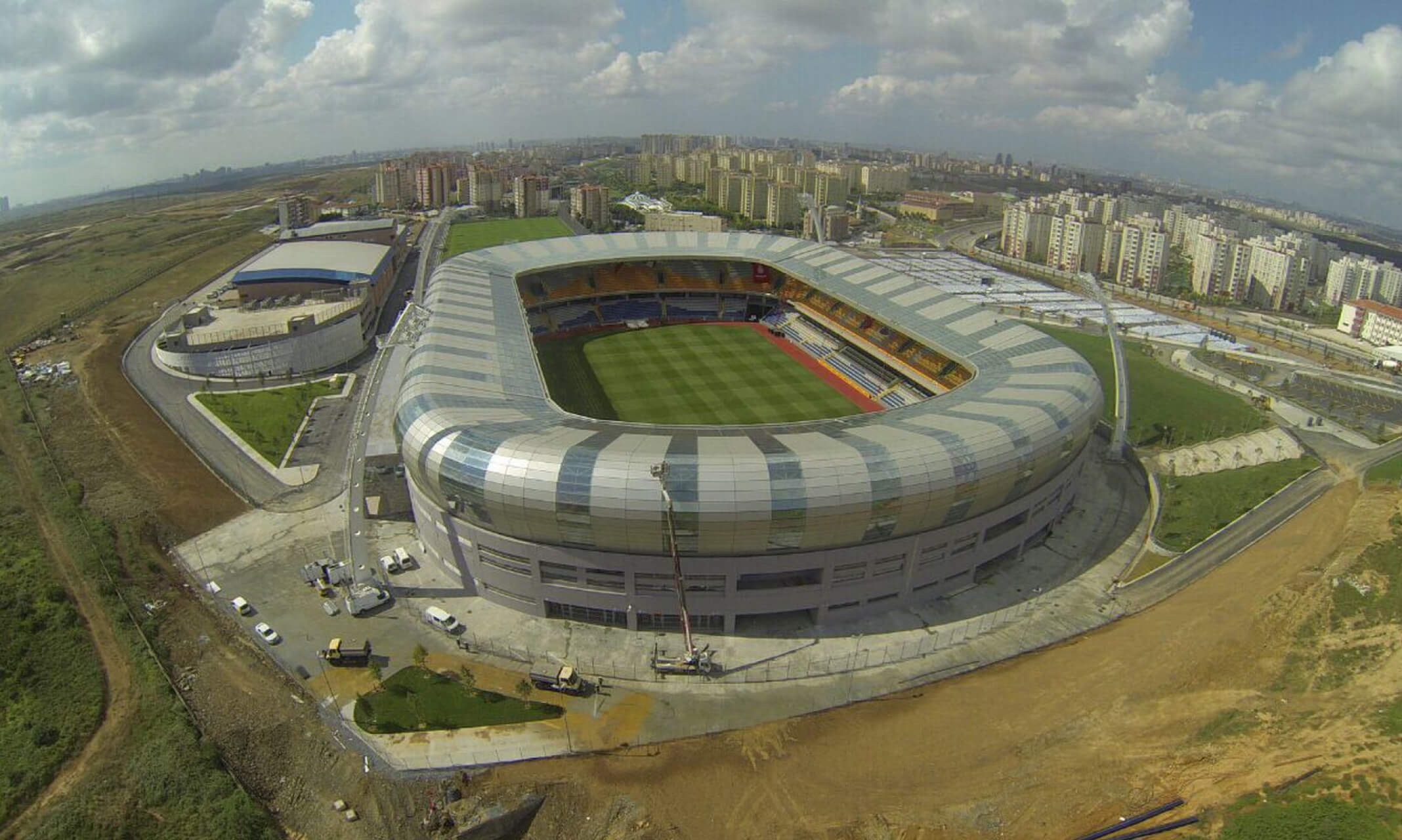 kalyon-insaat-projelerimiz-basaksehir-stadyumu-galeri-modal-d1.jpg
