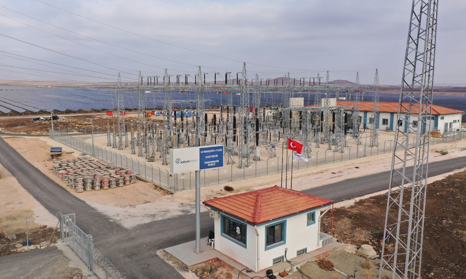 kalyon-insaat-projeler-enerji-projeleri-bor-gunes-enerjisi-projesi-galeri-9-d.jpg