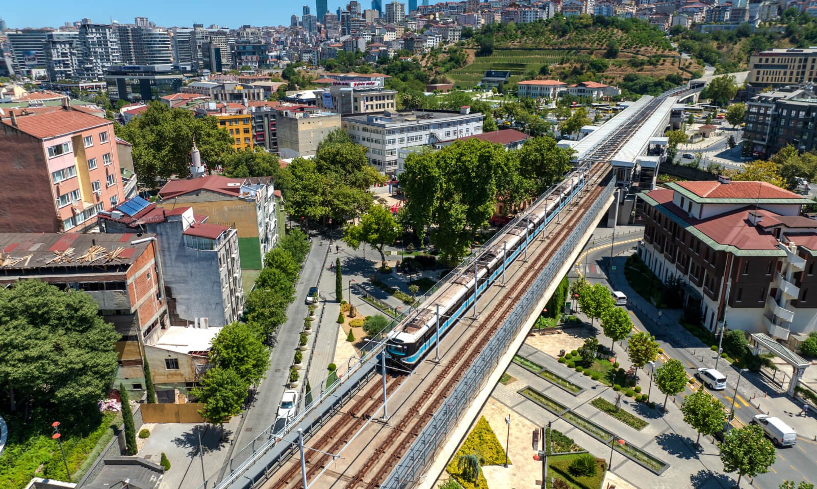 kalyon-insaat-projelerimiz-raylı-sistemler-mecidiyeköy-metrosu-galeri-modal-d2.jpg