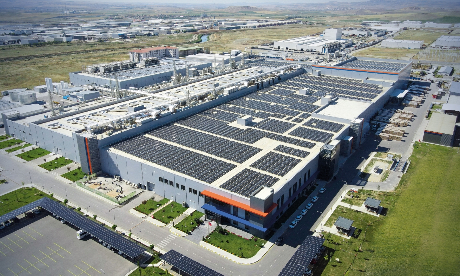 kalyon-insaat-projeler-ust-yapı-projeleri-kalyon-pv-gunes-teknolojileri-galeri-5-d.jpg