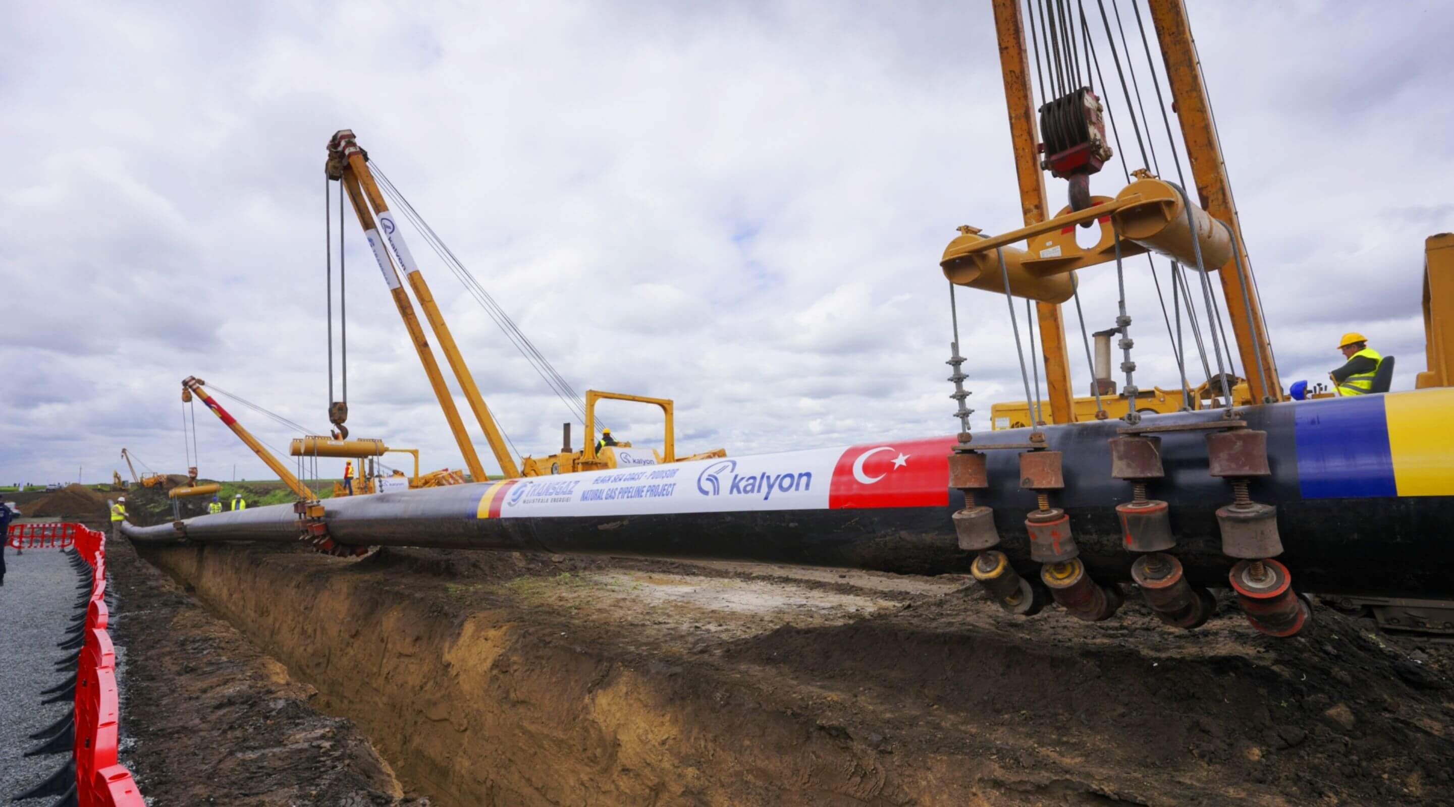 kalyon-ınsaat-projelerımızpetrol-ve-doğalgaz-projeleri-karadeniz-kıyısı-podişor-doğalgaz-boru-hattı-card-d.jpg
