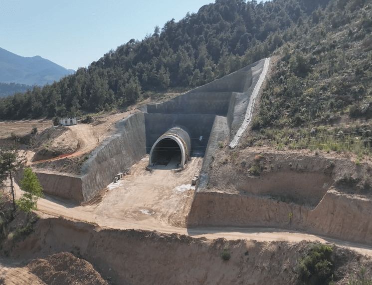 kalyon-ınsaat-projelerımız-raylı-sistem-projeleri-bandırma-bursa-yenişehir-osmaneli-yüksek-standartlı-tren-projesi-galeri-1-modal-d.png