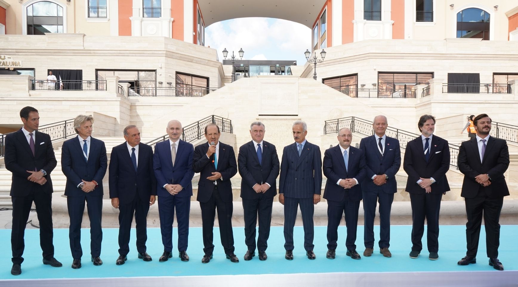 Kalyon Insaat Medya Turkiyenin Ilk Lüks Design Avmsi Florenta Village Resmi Olarak Acıldı Detay 2 D